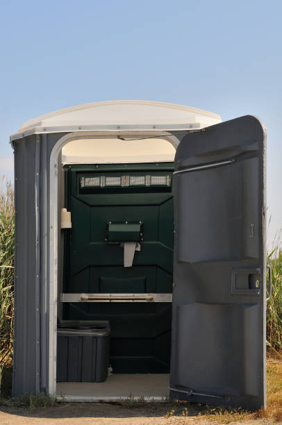 Best Portable restroom trailer rental  in , TN